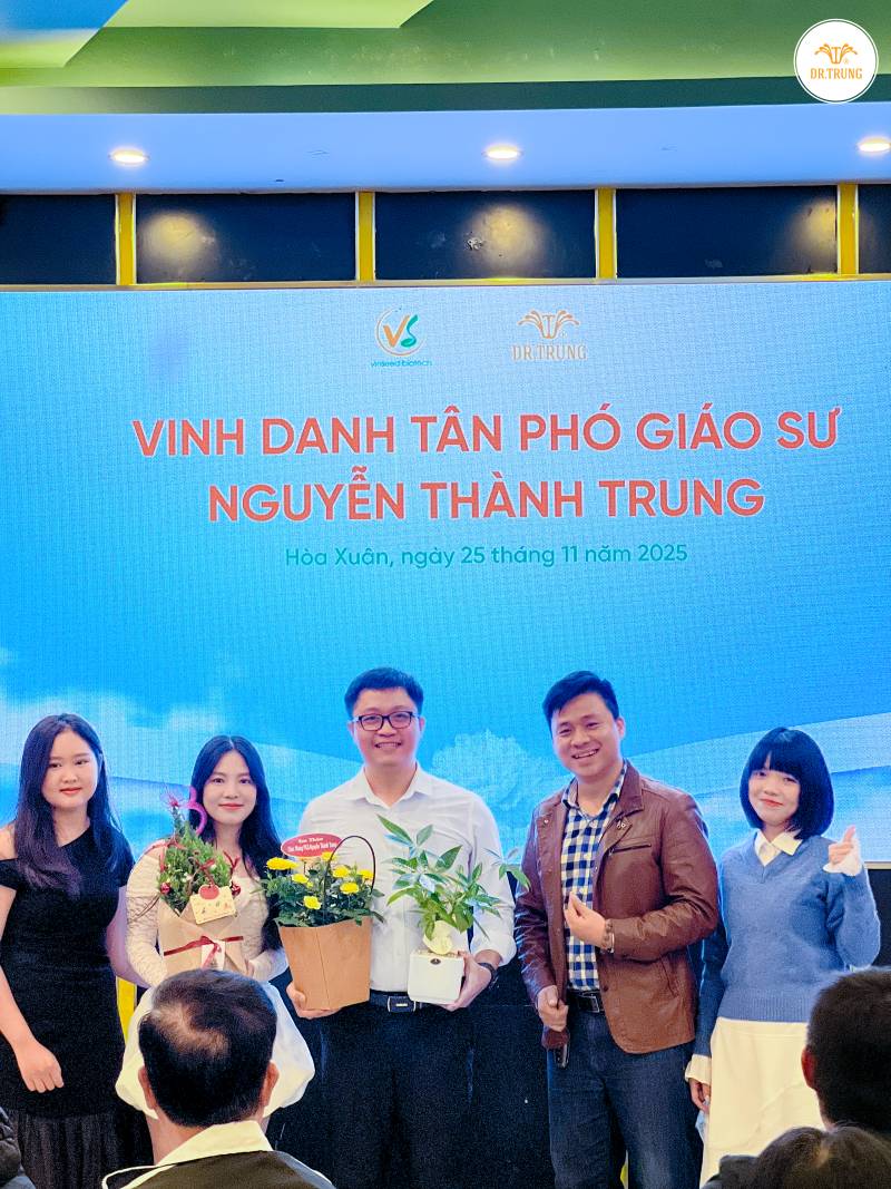 Vinh danh phó giáo sư Nguyễn Thành Trung