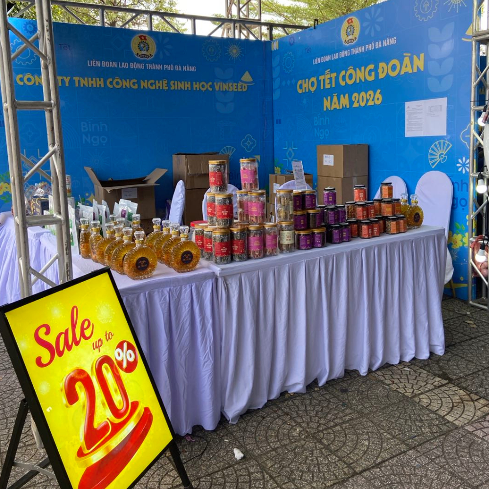 Dr. Trung tham gia hội chợ tết Công Đoàn